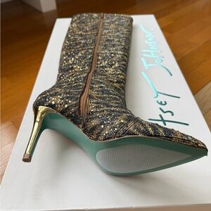 Betsey Johnson Glittering Gold and Black Heeled Boots New